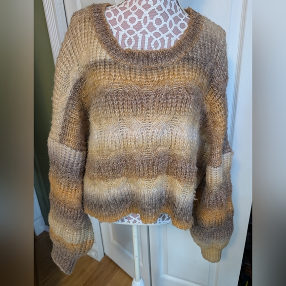 POL Ombre Fuzzy Cropped Sweater Brown Tan Cream oversized Cozy Fall Vibe - Picture 1 of 7